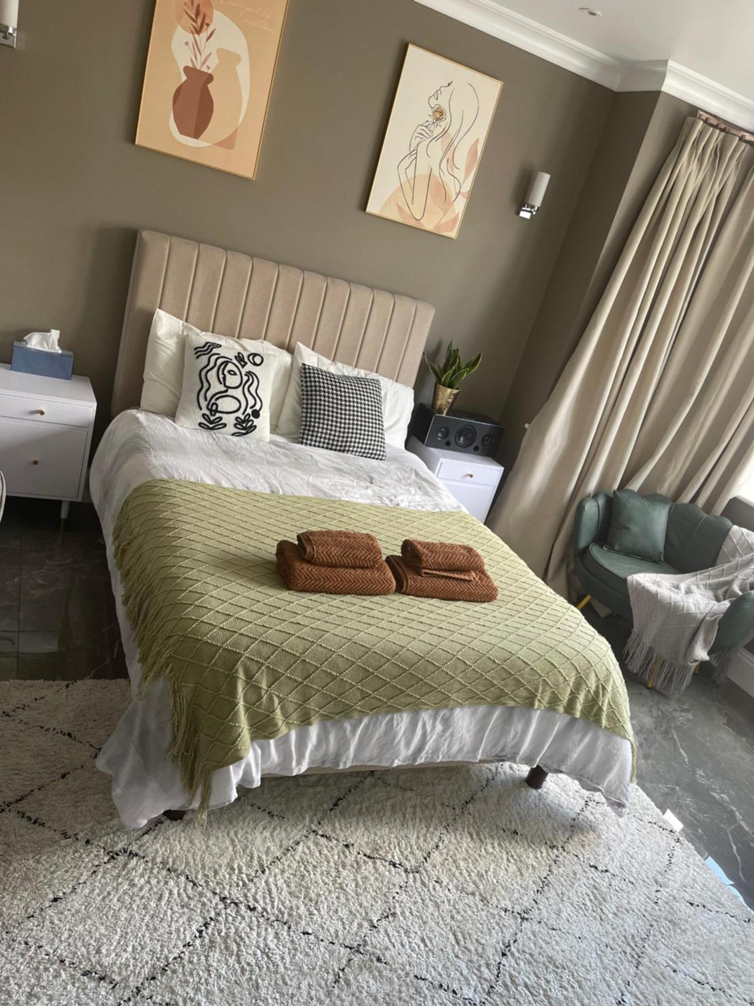 Modern Huge Double Room With Private Bathroom In Colindale Edgware Exterior photo