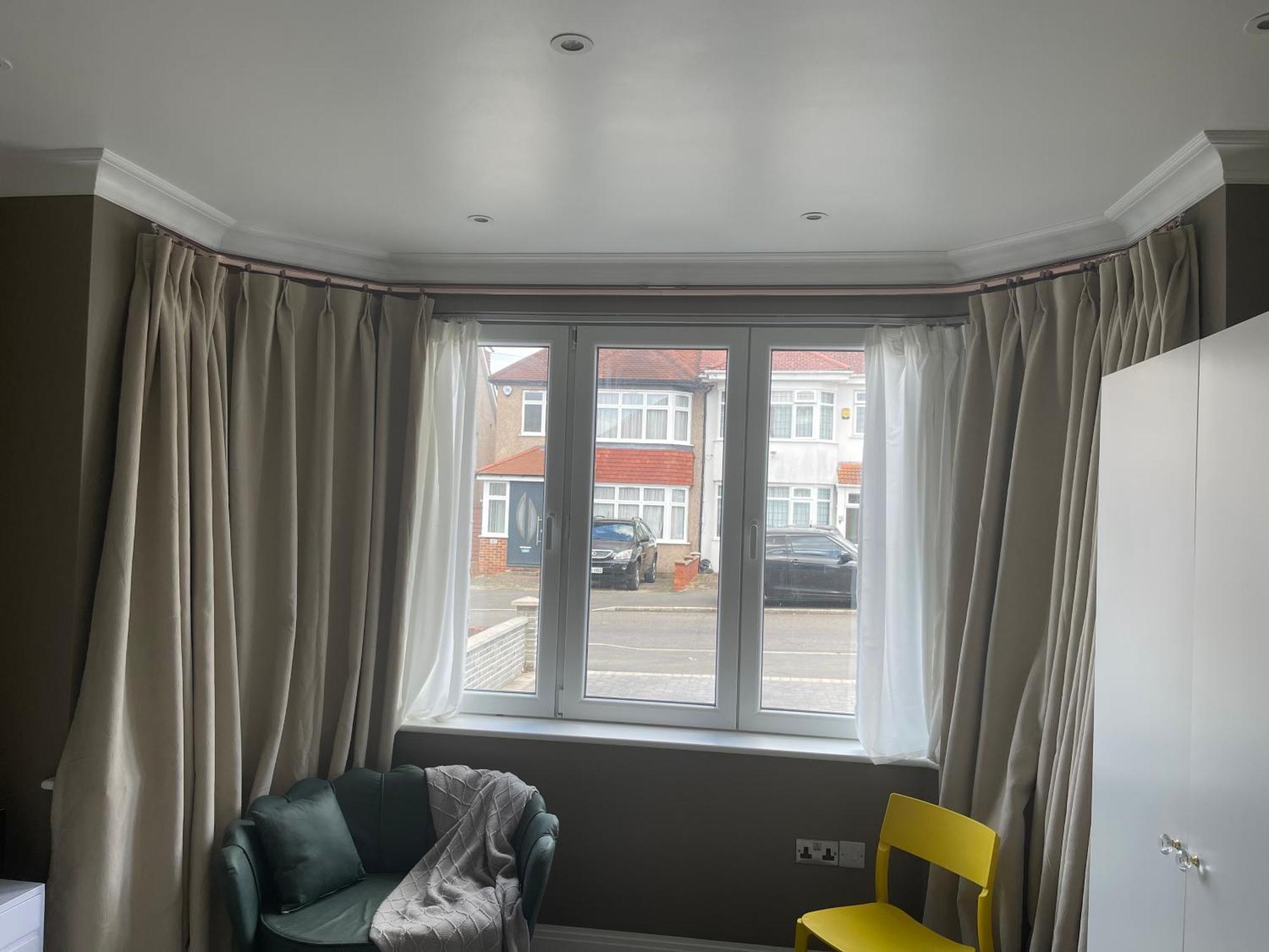 Modern Huge Double Room With Private Bathroom In Colindale Edgware Exterior photo